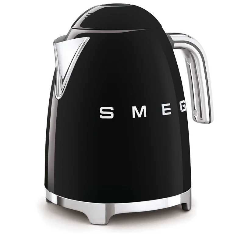Chaleira Elétrica Smeg KLF03BLEU - 1,7 Lts, Anni 50, Preta