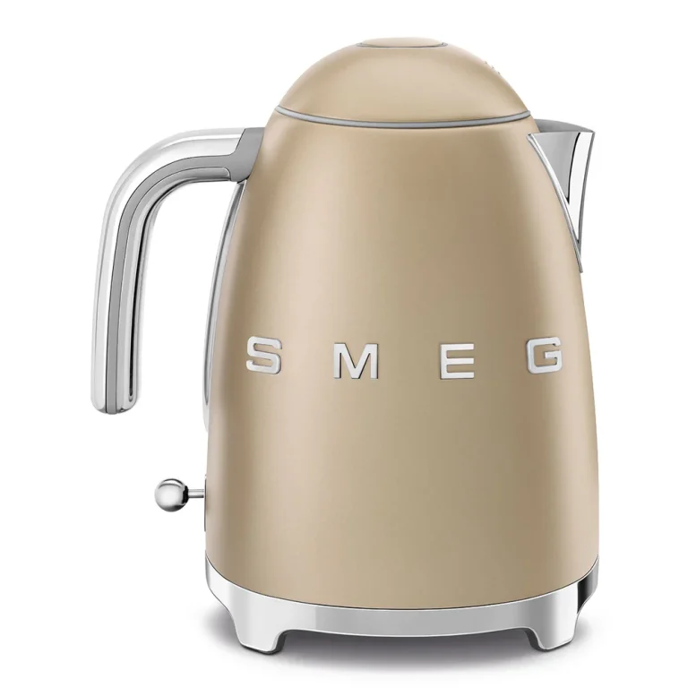 Chaleira Elétrica Smeg KLF03CHMEU - 1,7 Lts, Anni 50, Champanhe mate