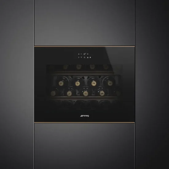 Garrafeira Smeg CVI621RWNR3 - DSN, Preta, Rever. 60x45cm, Connect, F
