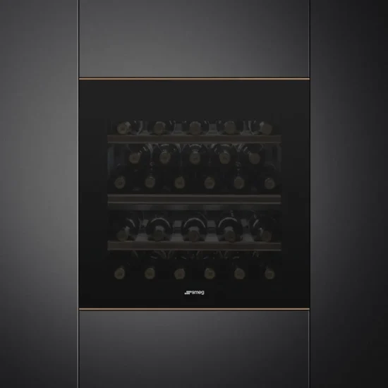 Garrafeira Smeg CVI629NR3 - DSN, Preta, Rever. 60x60cm, G