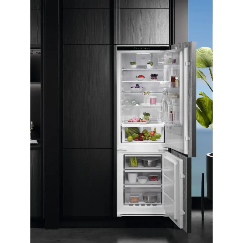 Frigorífico Combinado AEG OSC7G181ES - Image 2