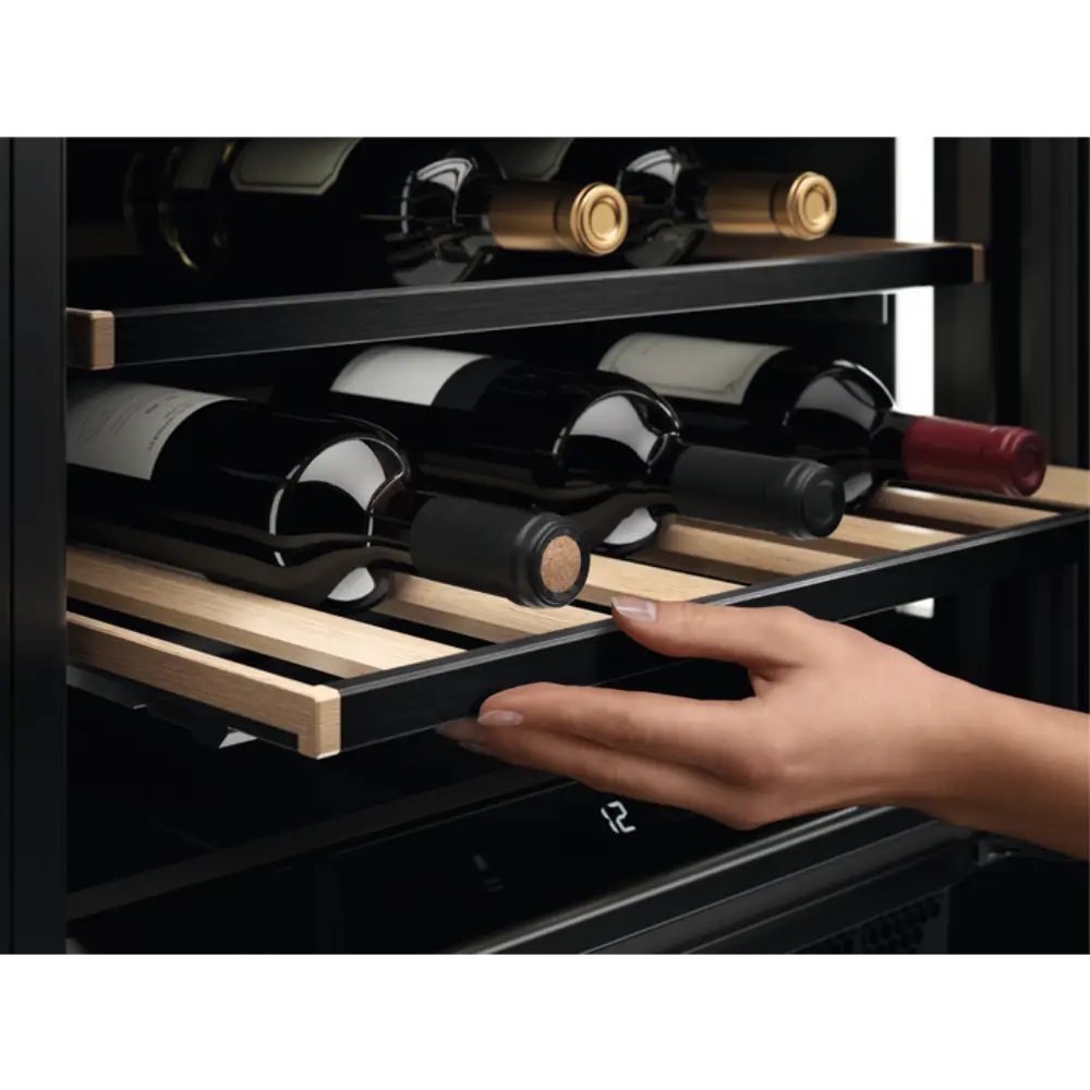 Garrafeira de Bancada Encastre AEG - 60cm Largura - Série 5000 - AWS4052B5B - Image 5