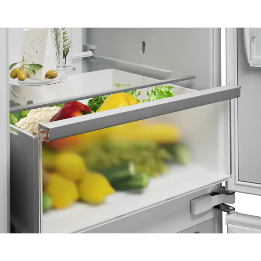 Frigorífico Combinado Electrolux - TwinTech No Frost - 177 cm - ENA7CE18S3 - Image 3